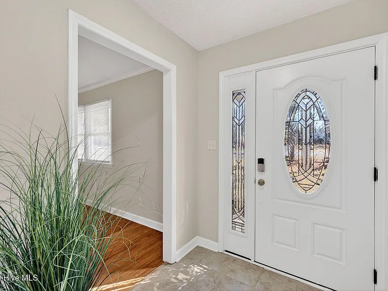 5201 Lord Tennyson Dr — Photo 5