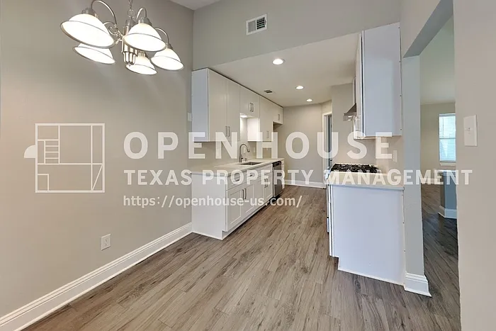 1742 Sterling Ln — Photo 5