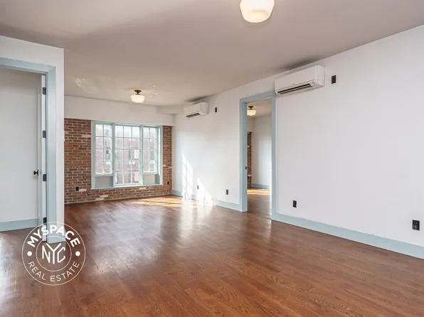 31 Brooklyn Avenue image 1 of 28