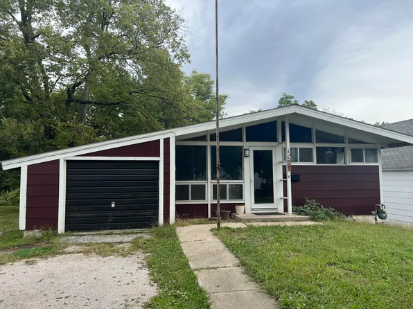 401 E Benton St, Carrollton, MO 64633