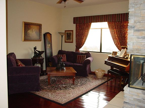 5th image of 27760 Vista Moree Ct