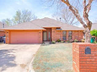 16921 Valley Crst, Edmond, OK 73012
