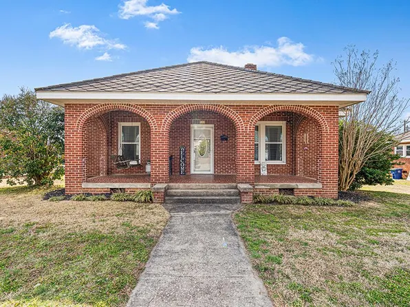 110 Draper St, Ninety Six, SC 29666