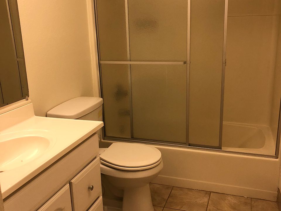 1st image of 12909 NE 7th St