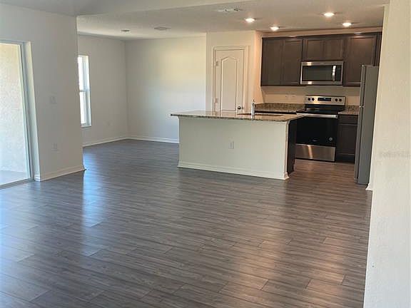 3rd image of 1401 Kissimmee Ct