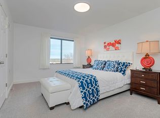 403 Russell Ave, Gaithersburg, MD 20877