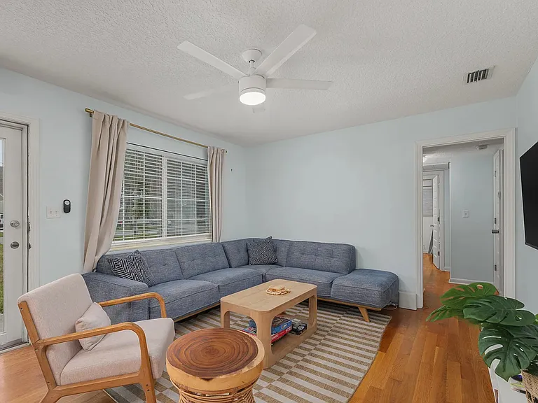119 Menendez Rd — Photo 3