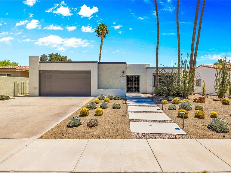 43660 Elkhorn Trl — Photo 2