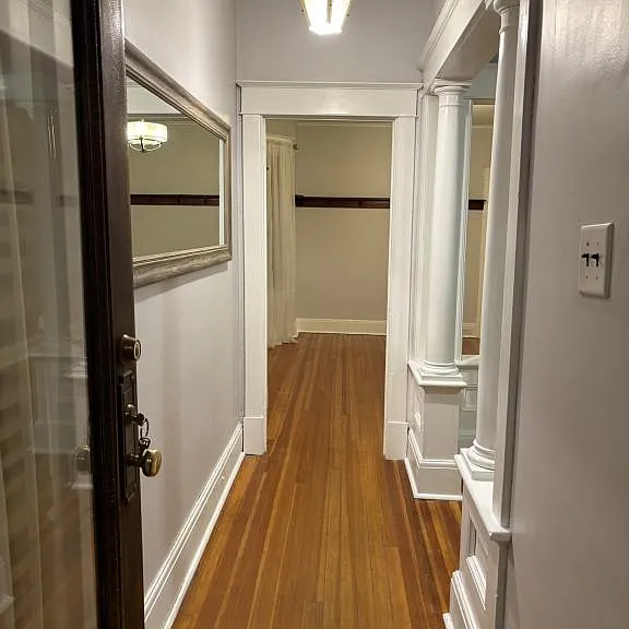 52 Grove Ave — Photo 3