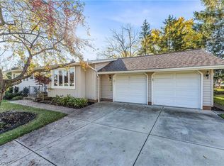 10395 Terrace Ct, Parma, OH 44130