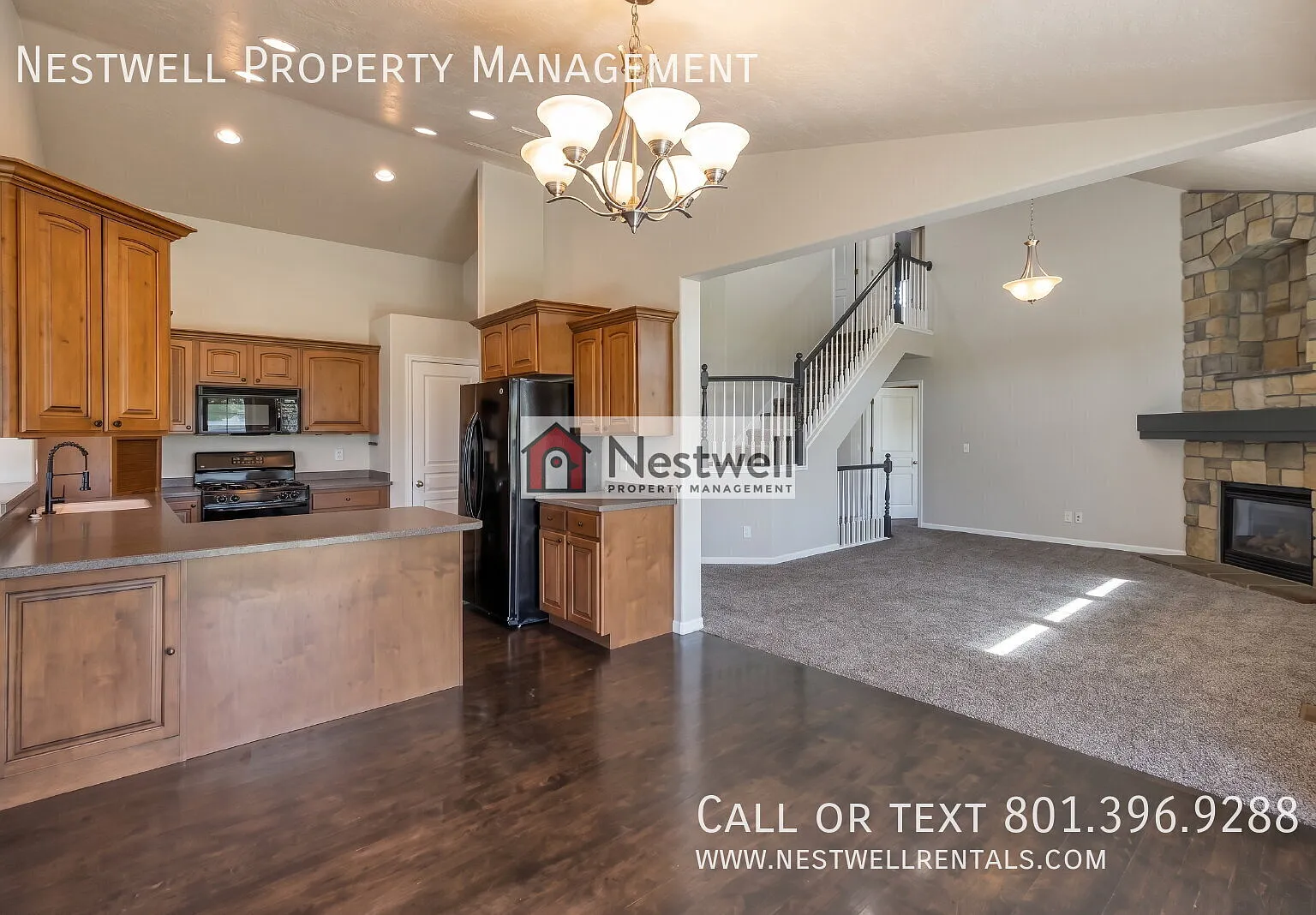 Exquisite 5-bed Home in Roy — Photo 3