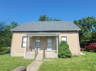 600 Hickory St, Barnett, MO 65011