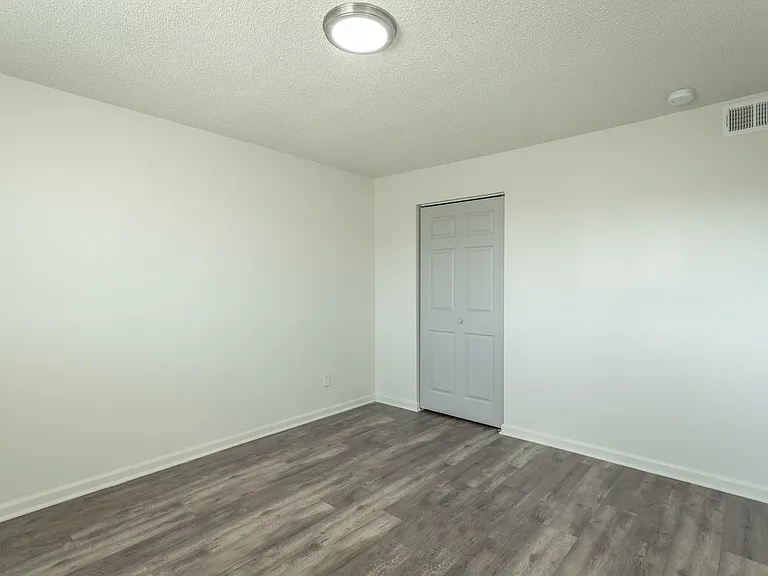 Kate's View Apartments | Updated North Chattanooga Apartments with Scenic Views — Photo 23