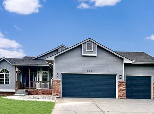 606 N Worthington Pl, Andover, KS 67002