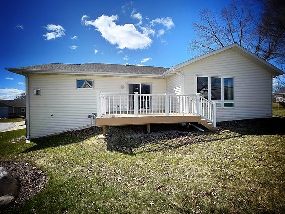 2nd image of 106 Bayfield Ct