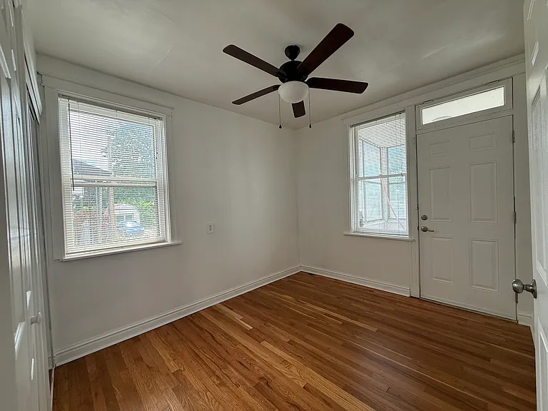 4606 Wilcox Ave — Photo 17