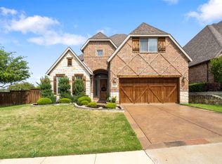 2131 N Hill Dr, Irving, TX 75038