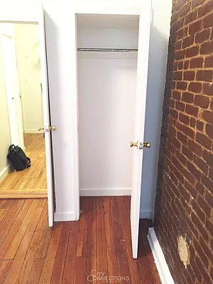 Rented by City Connections Realty | media 29