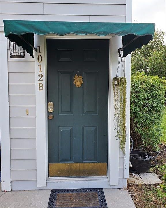 1st image of 1012 Persimmon St #B