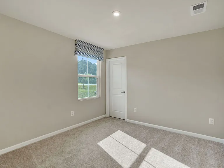 69 Summerfield Dr — Photo 15