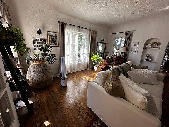 4th image of 5353 W 8th St #5353