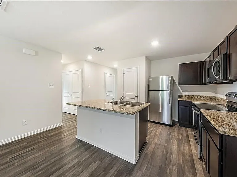 1005 Dawson St — Photo 21