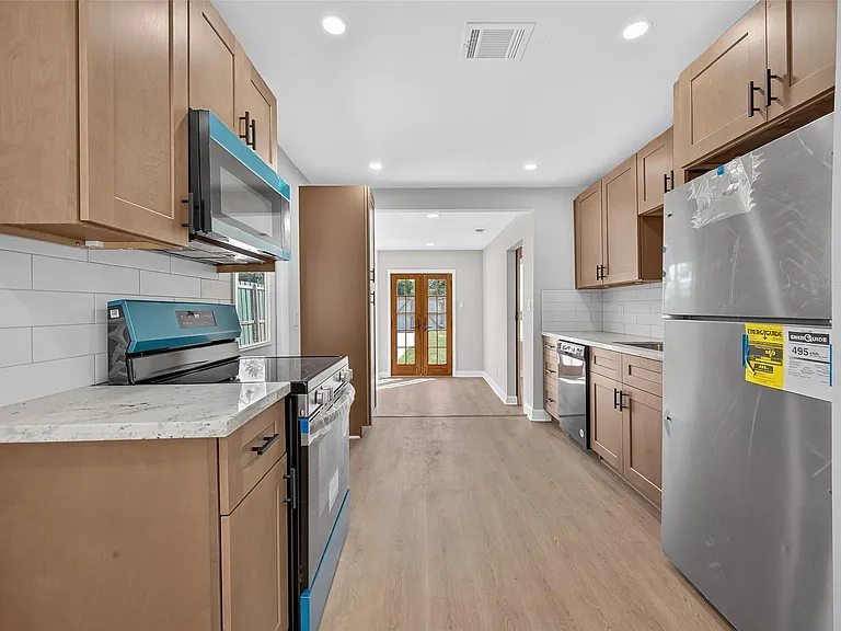 889 Chas Ln — Photo 7