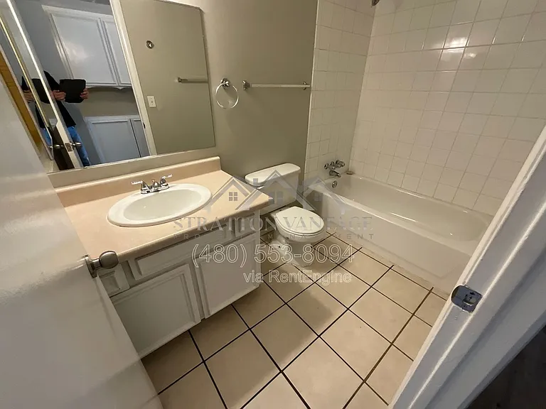 810 E Colter St #14 — Photo 21