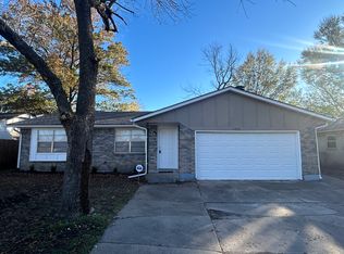 11432 E 37th Pl, Tulsa, OK 74146