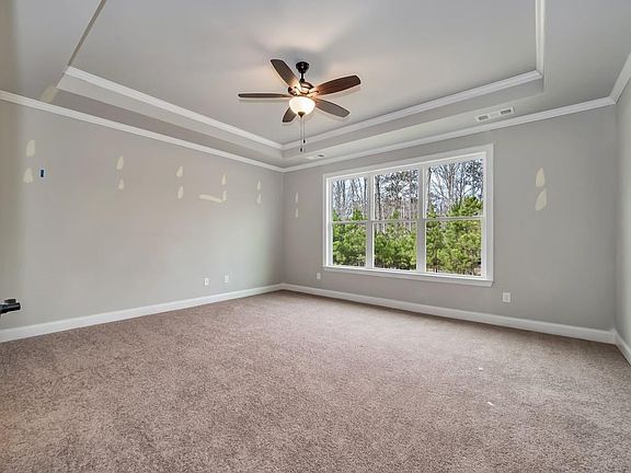 5th image of 213 Lost Creek Blvd