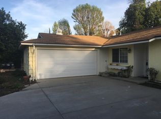 24032 Sylvan St, Woodland Hills, CA 91367