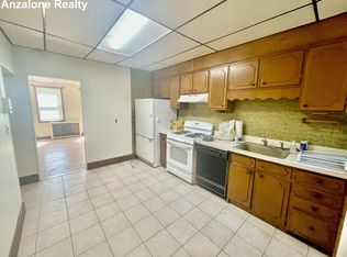 57 Hull St #111, Boston, MA 02113