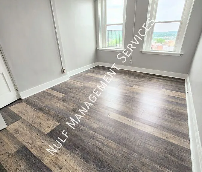 3208 Brereton St #4 — Photo 3