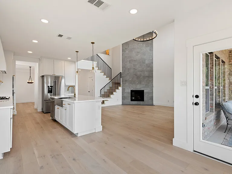 7409 Turnback Ledge Trl — Photo 49