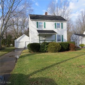 484 N Main St, Amherst, OH, 44001