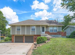 1414 SW 3rd St, Lees Summit, MO 64081