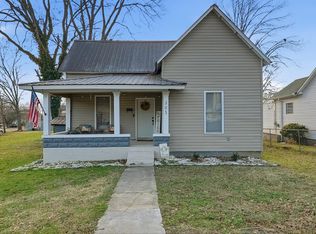 305 Pine Ave, South Pittsburg, TN 37380
