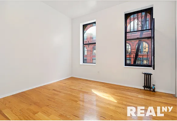 Rented by REAL New York | media 2