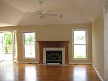 5th image of 1304 Fairfield Way