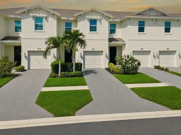 870 SE Grovebush Lane, Port St Lucie, FL 34984