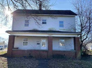 2145 Locust St, Terre Haute, IN 47807