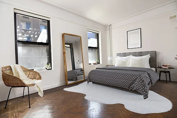 Rented by Bohemia Realty Group | media 22