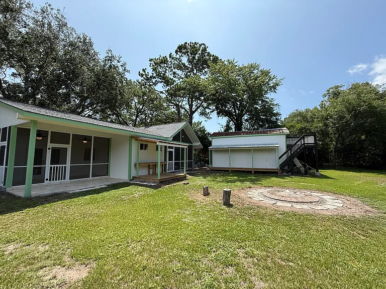 13 Vincent Dr — Photo 15