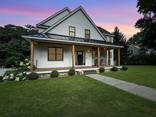 58 Curzon Mill Rd, Newburyport, MA 01950