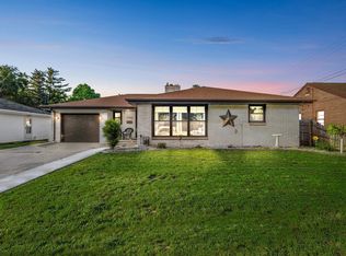 1755 Kimball St, Green Bay, WI 54302