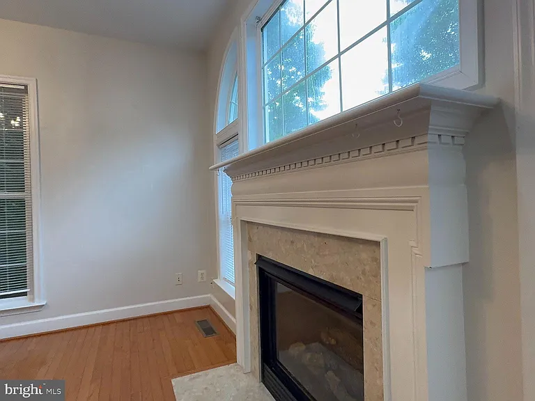 9283 Laurel Ridge Crossing Rd — Photo 8
