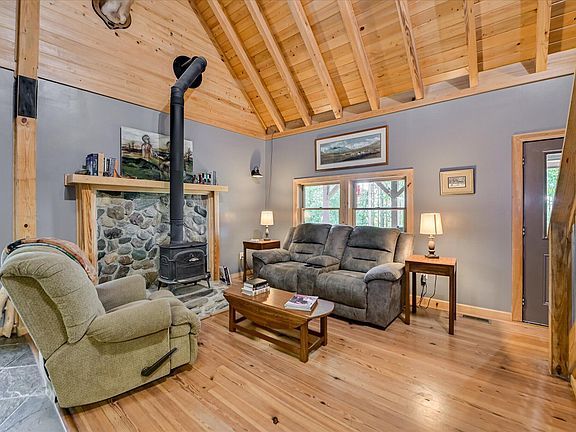 9th image of this home