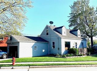 30010 Regent Rd, Wickliffe, OH 44092