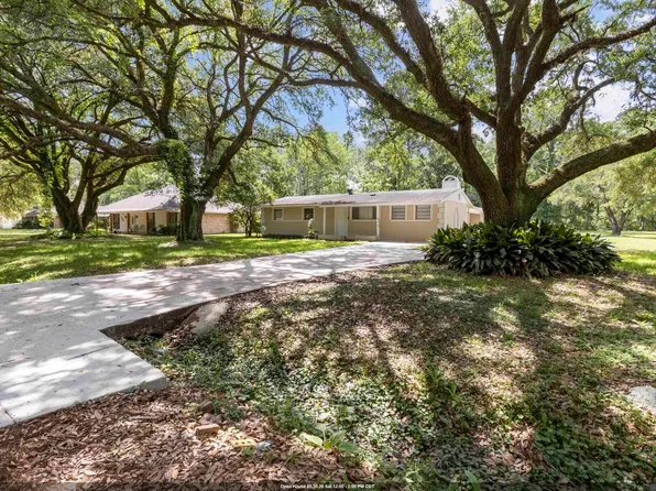 7040 Ruston Dr, Baker, LA 70714