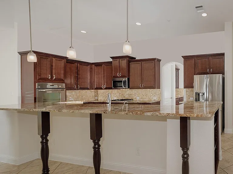 46 Caprice Bend Pl — Photo 10